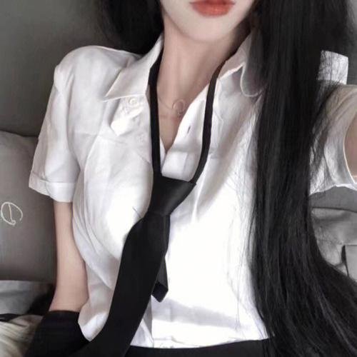 女富豪的美丽与哀愁